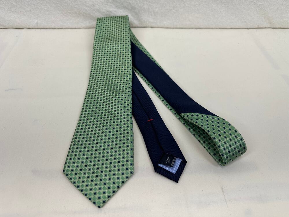 Tommy Hilfiger Green 100% Silk Tie with Mint Green and Navy Geometric Shapes